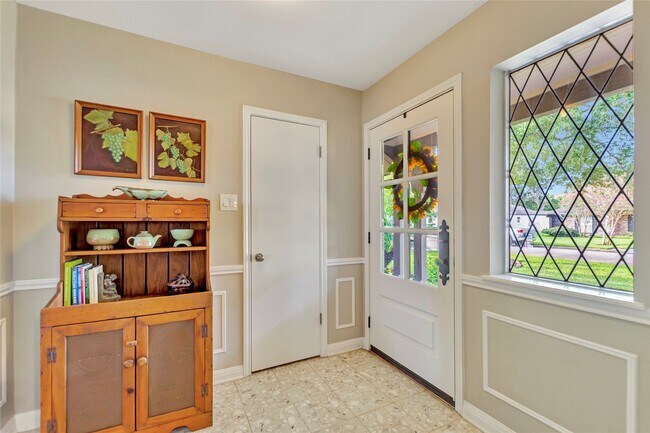 Photo - 18623 Prince William Ln