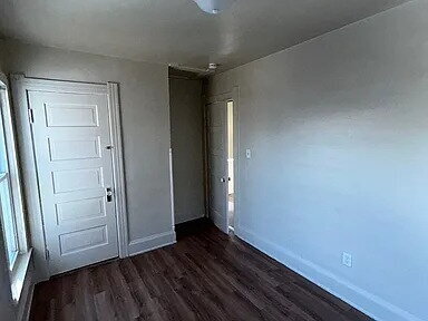 Photo - Charming single-family home featuring 3 spacious bedrooms and 1 full bathroom.