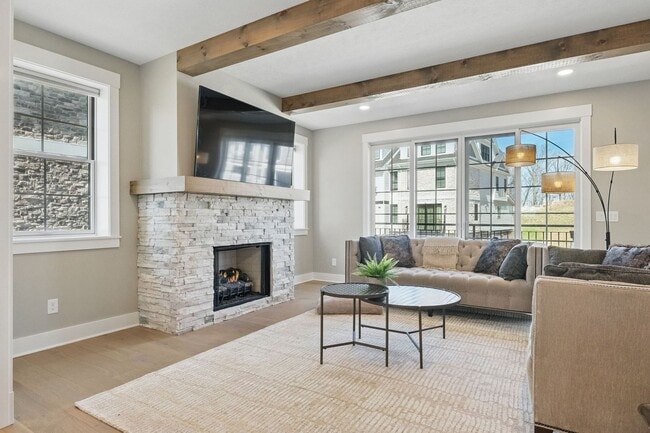 Photo - 3010 Greeneview Ln