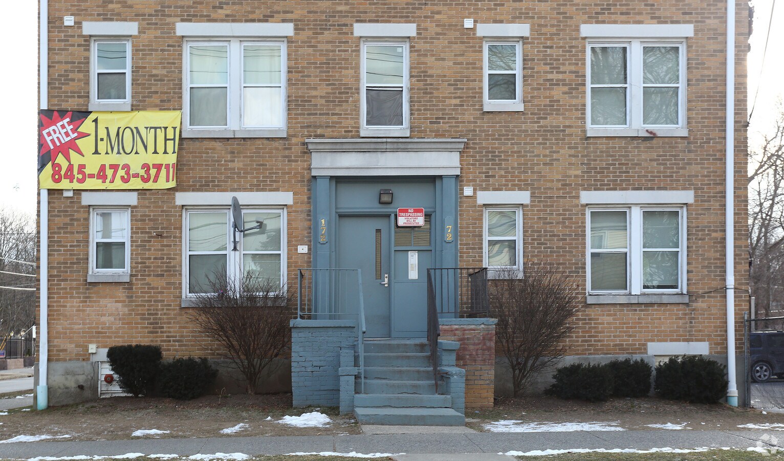 Photo - 166-172 Winnikee Ave