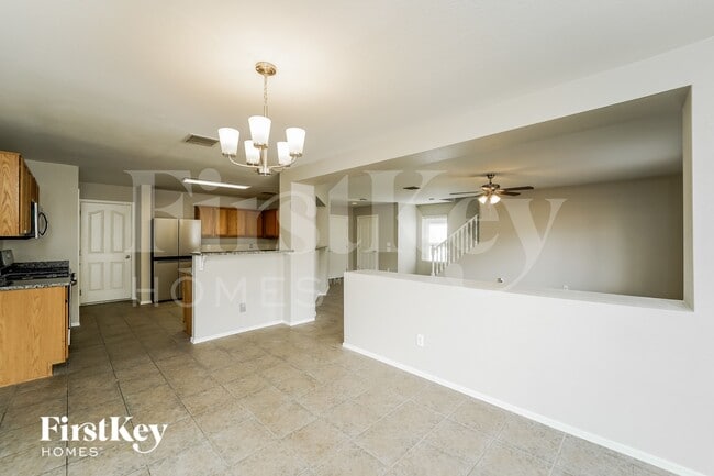 Photo - 1498 W Beantree Ln