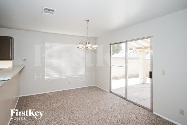 Photo - 5317 Sandstone Dr