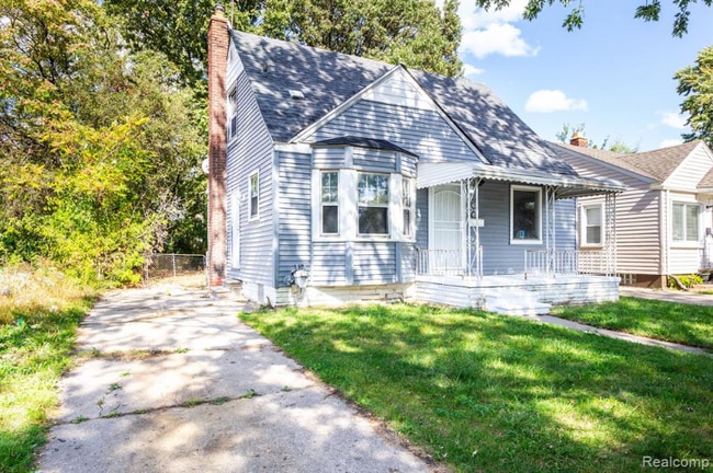 Photo - 16011 Manning St