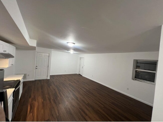 Photo - 280 Seaview Ave