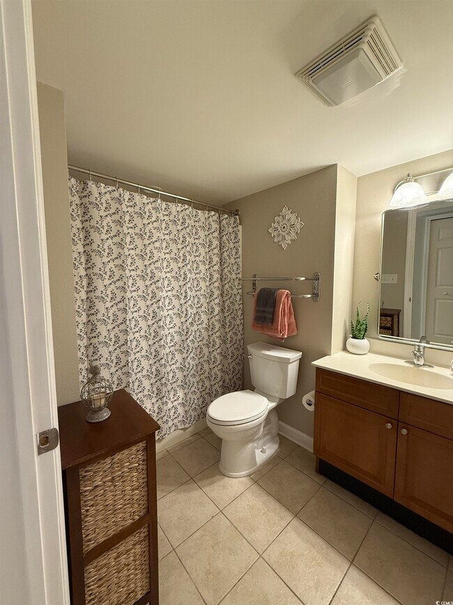 Photo - 215 77th Ave N