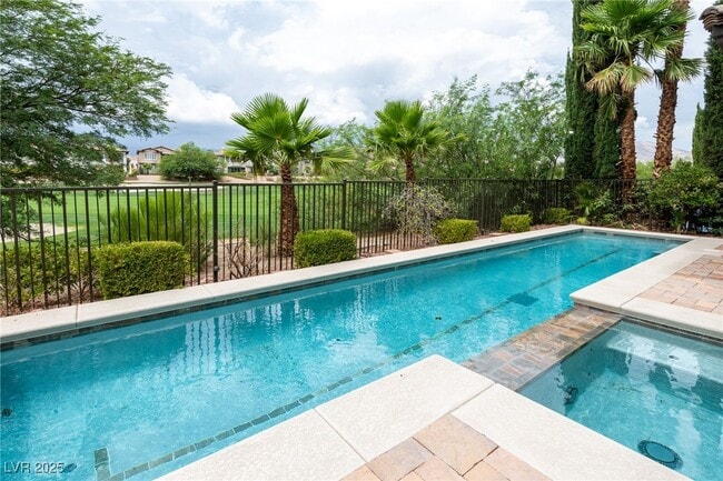 Photo - 2057 Orchard Mist St