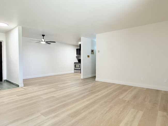 Photo - 650 Cameron Ave Unit 105