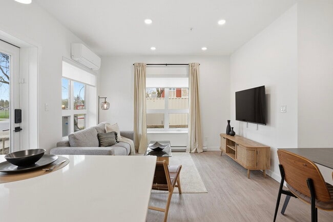 Photo - 7804-7107 107 St NW Unit 304