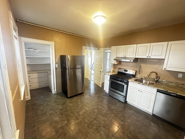 Photo - 42 Calvin St Apartments Unit 1L