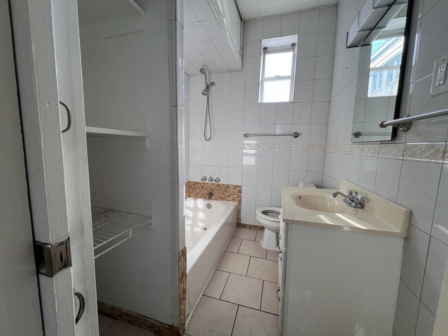 Photo - 1101 43rd St