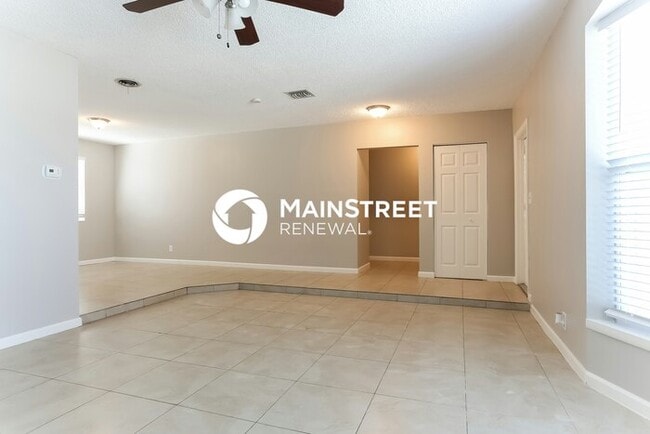 Photo - 3 Bedroom Pet-Friendly Home in Lauderhill, FL with Main Street Renewal