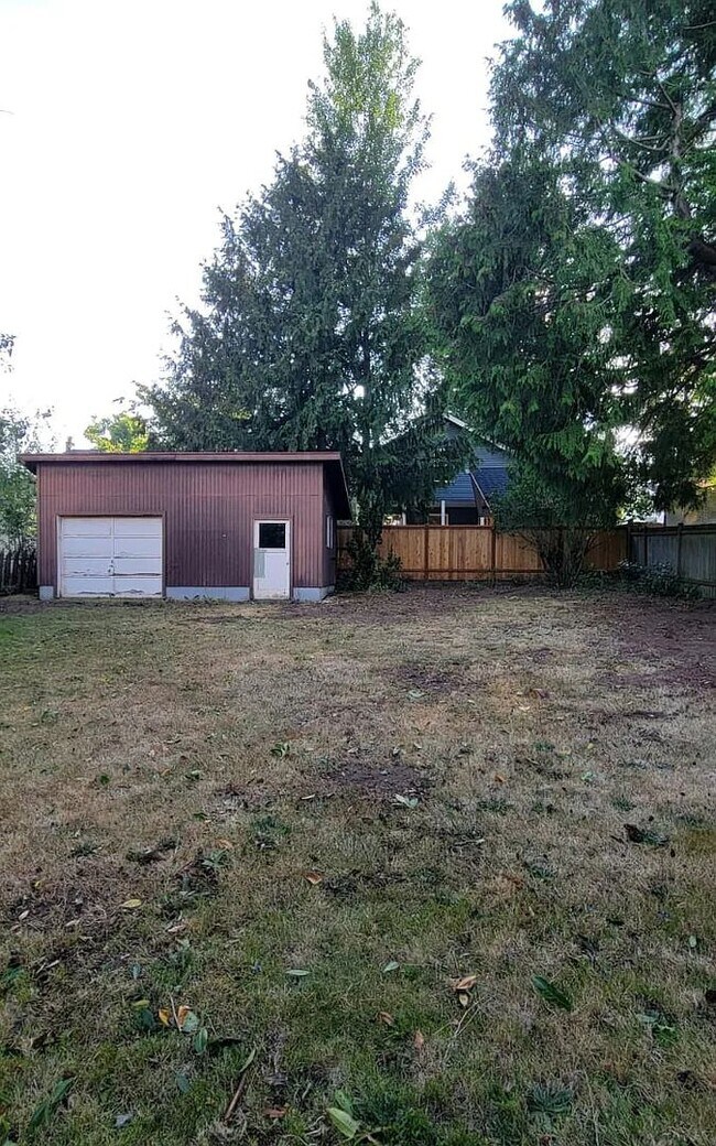 Photo - 11721 Fremont Ave N