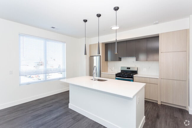 Kitchen - 475 Smith Street