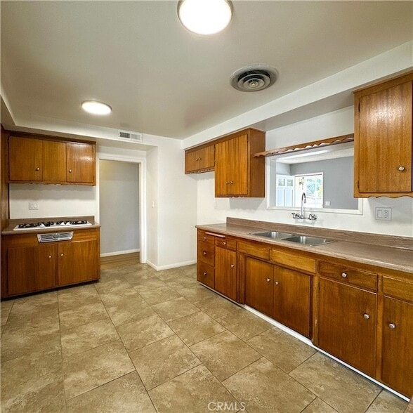 Photo - 8586 CA-27 House