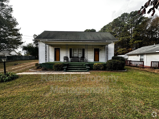 Building Photo - 205 Mimosa St Rental