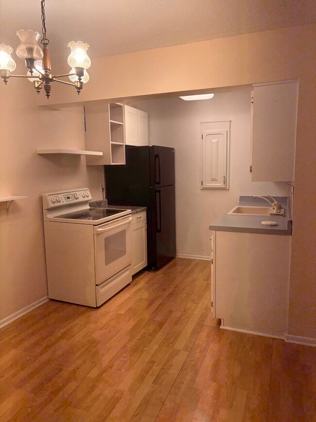 Photo - 2700 Oxford St N Unit Roseville Condo
