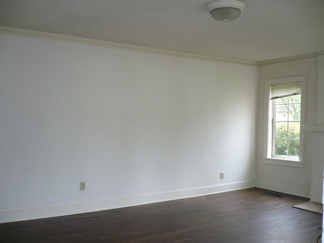 Photo - 712e16 Unit 712