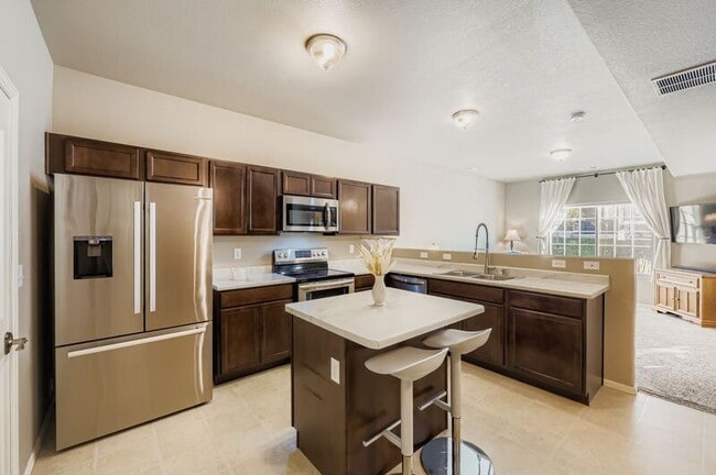 Photo - 7615 Red Fir Pt