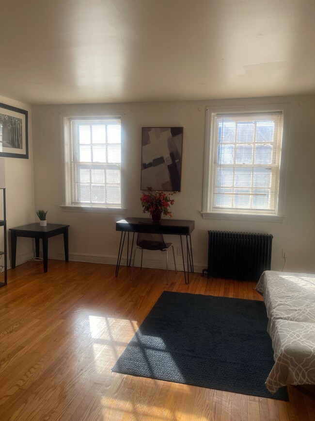 Photo - 2901 N Broom St