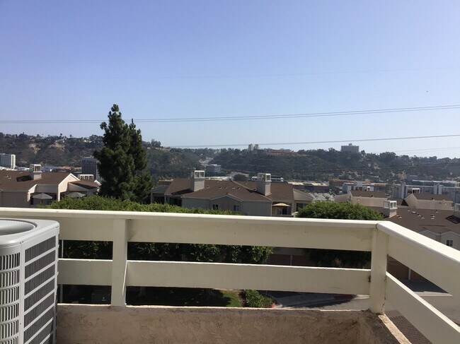 Photo - 7027 Camino Revueltos Unidad 332