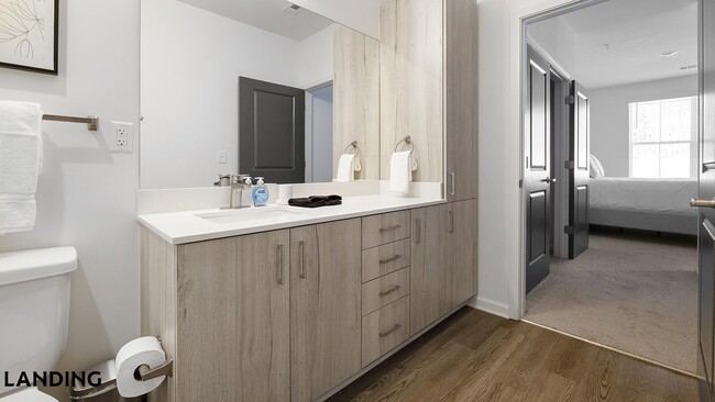 Photo - 2800 Milan Ct Unidad 3224