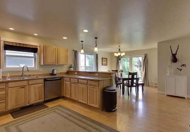 Photo - Beautiful Single Family Home!