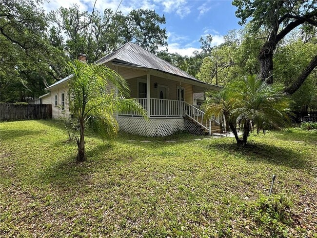 Building Photo - 262 Pryor St