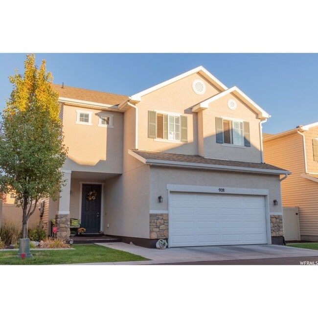 Photo - 928 Stonehaven Dr