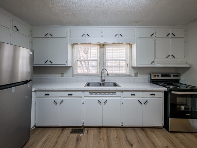 Photo - 1608 Central Ave