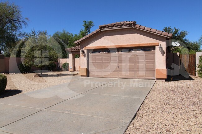 Photo - 3292 E San Angelo Ave