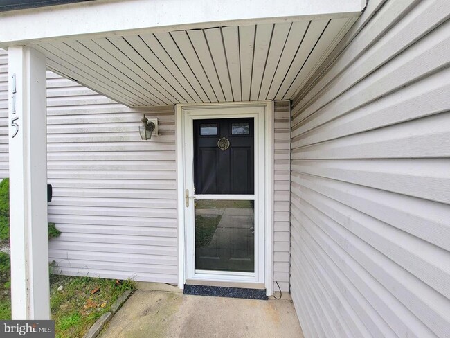 Building Photo - 115 Fomalhaut Ave Rental