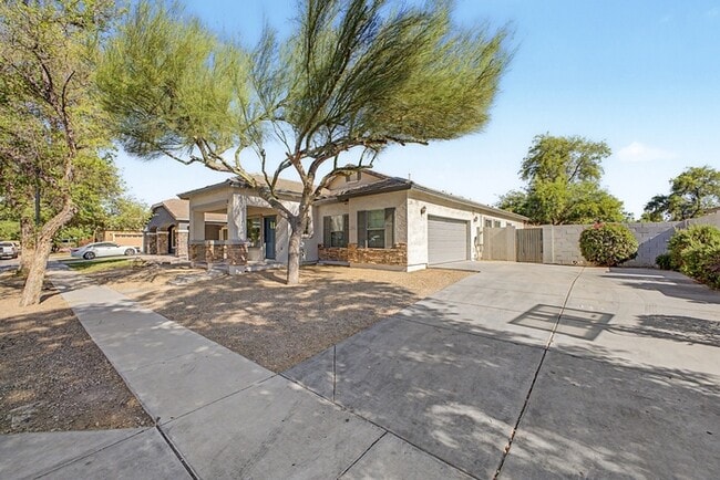 Photo - 3533 E Joseph Way