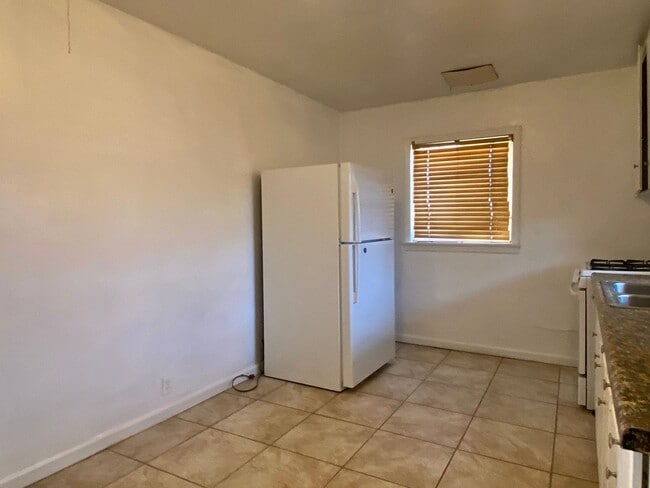 Photo - 215 W Haloid Ave