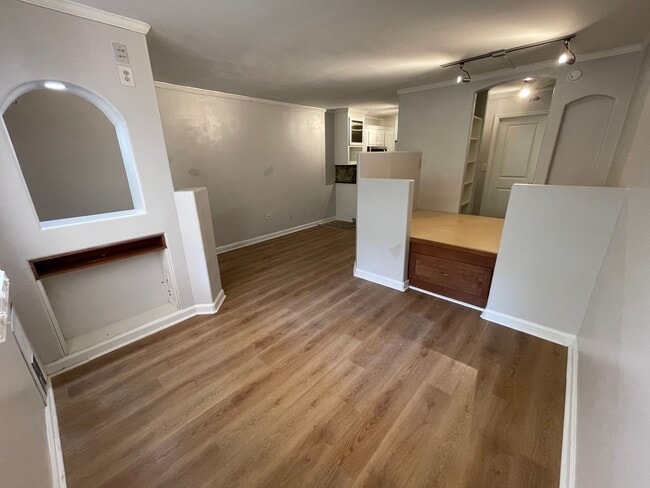 Photo - STUDIO APARTMENT LEASING NOW! 1/2 DEPOSIT SPECIAL Unit 30
