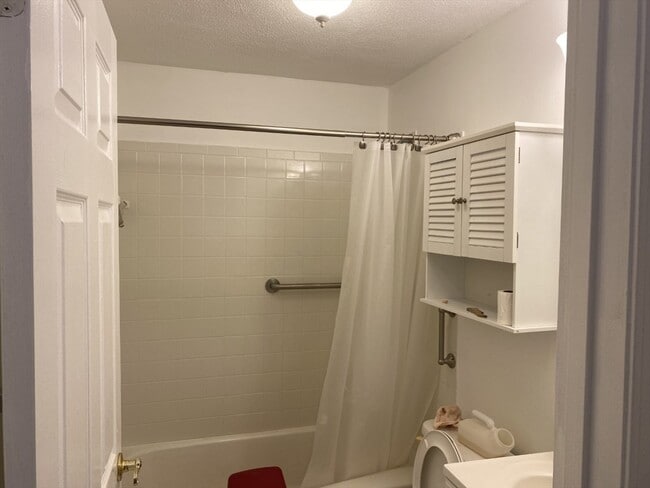 Photo - 16 Kenmar Dr Unit 123