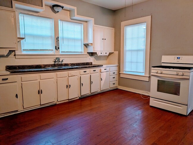 Photo - Available Early July - Cute Home on Texas Side