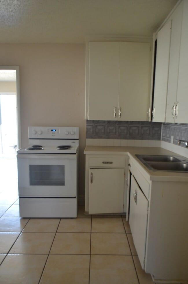 Photo - 1008 S 9th St Unit B - 1008 S 9th St #B