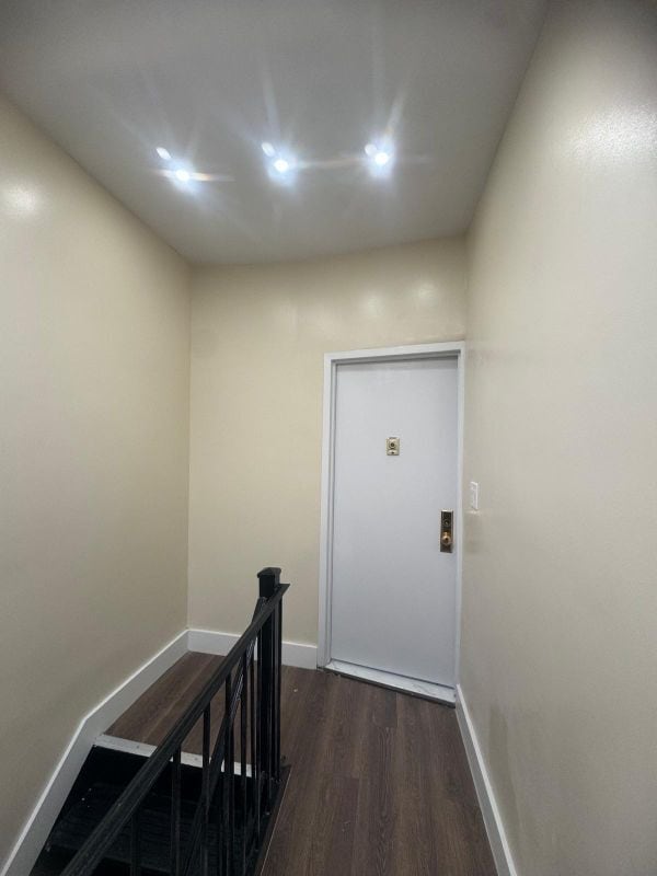 Photo - 91-04 43rd Ave