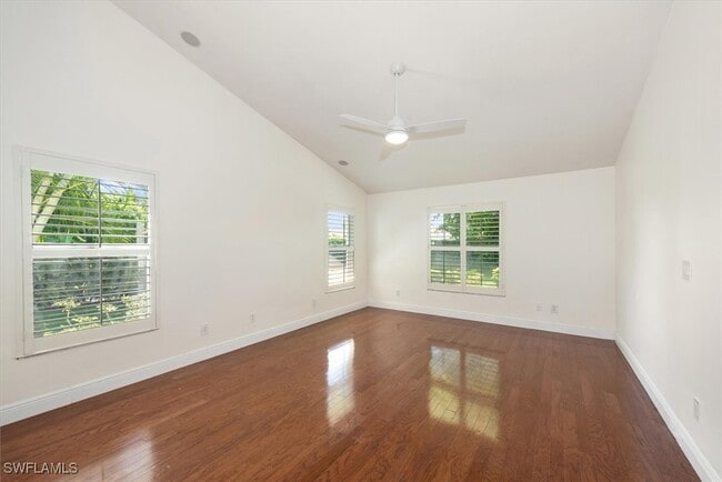 Photo - 2252 Royal Ln