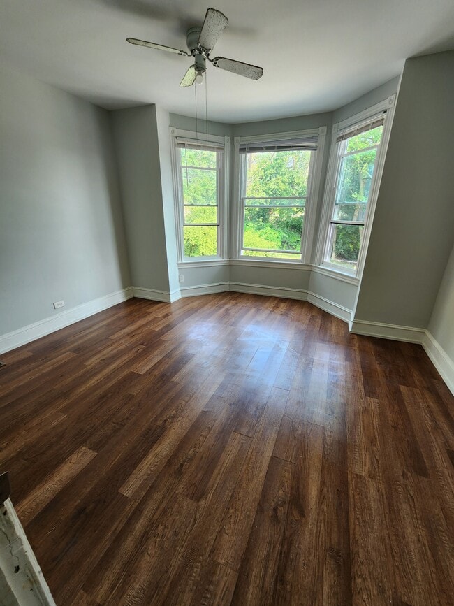 Photo - 815 E Tulpehocken St