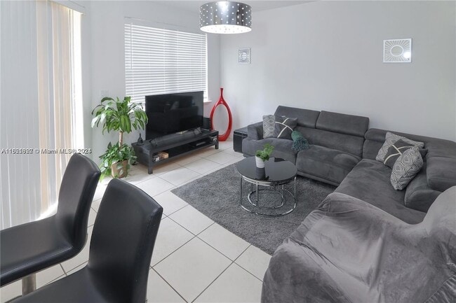 Photo - 4866 NW 108th Psge