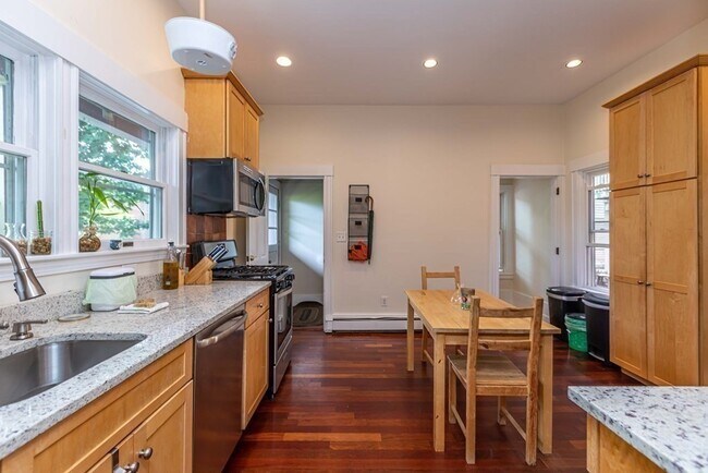 Photo - 36 Cedar St Unit 1