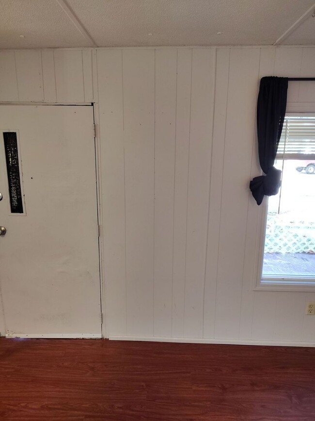 Photo - 1819 Green Siding Rd