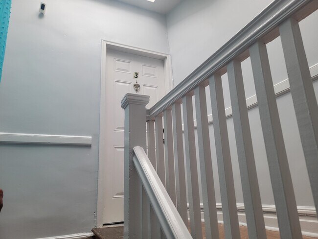 Photo - 291 Cator Ave