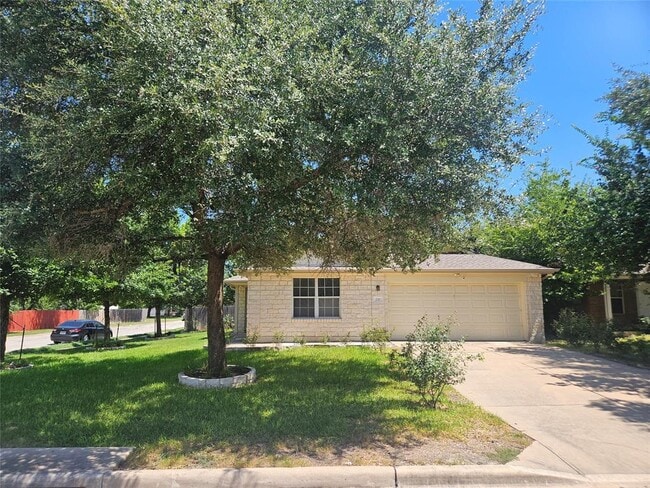 Photo - 230 Rinehardt St