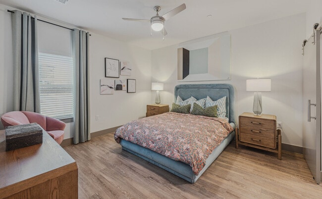 Photo - Broadvue Apartments