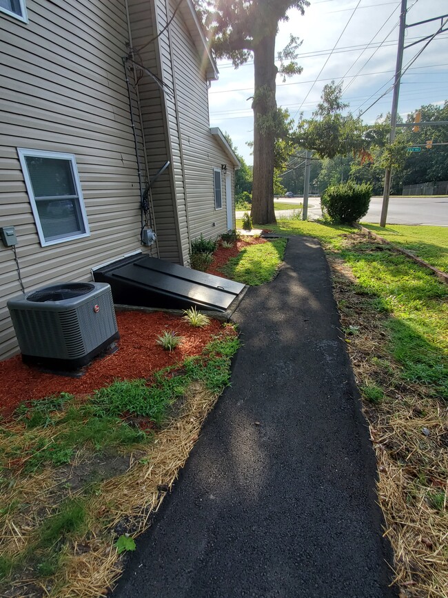 Photo - 640 Donaldson Ave