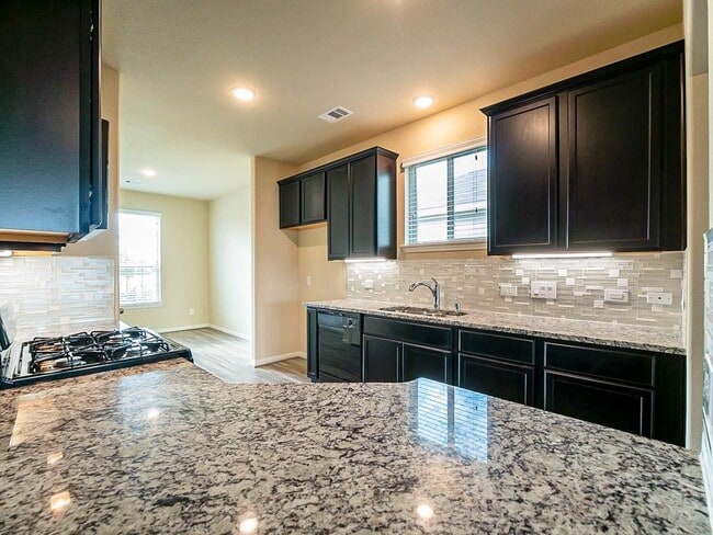 Photo - 2303 Altman Trl