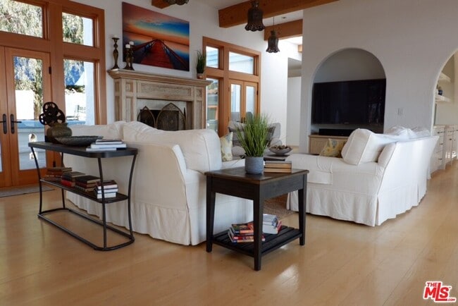 Photo - 31663 Broad Beach Rd