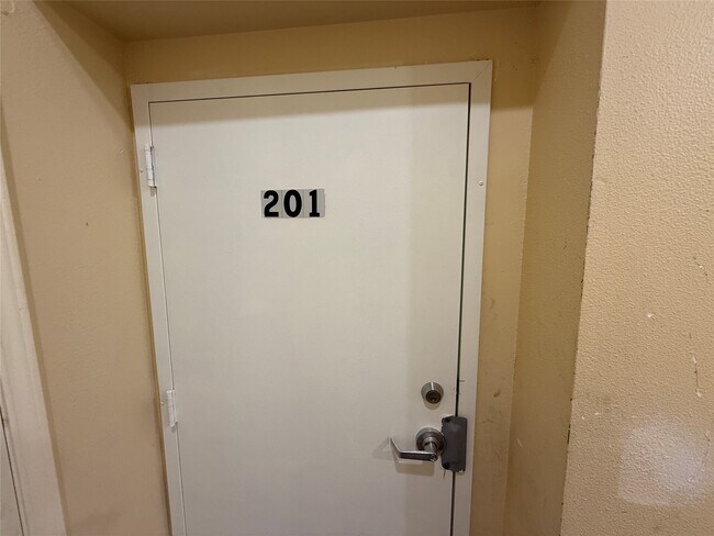 Photo - 2724 Crossview Dr Unidad 201